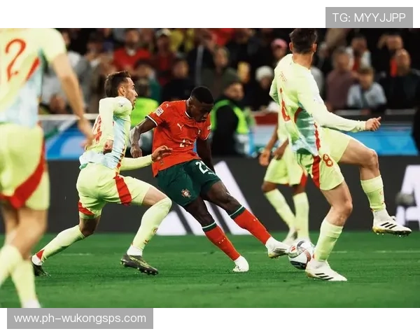 C罗关键比赛进球解析：高压环境下为何持续稳定输出