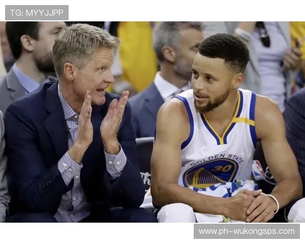 拉贾·朗多组织突破提升季后赛助攻，超越控卫库里表现明显